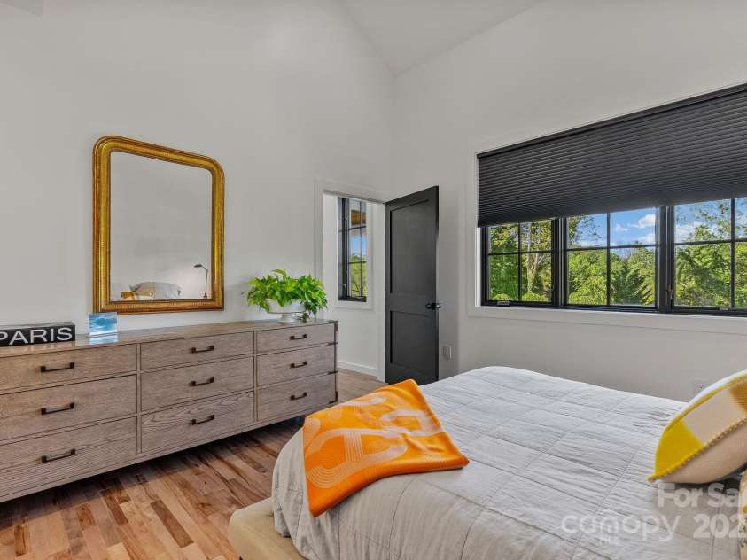 52 Malvern Walk, Asheville, NC 28806.  MLS# CAR4257541, YatesRealty ID 1439. Wall of Windows * Vaulted Ceilings