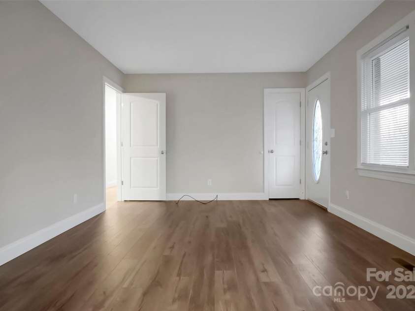 821 Cabaniss Drive, Shelby, NC 28150.  MLS# CAR4223114, YatesRealty ID 1439. 