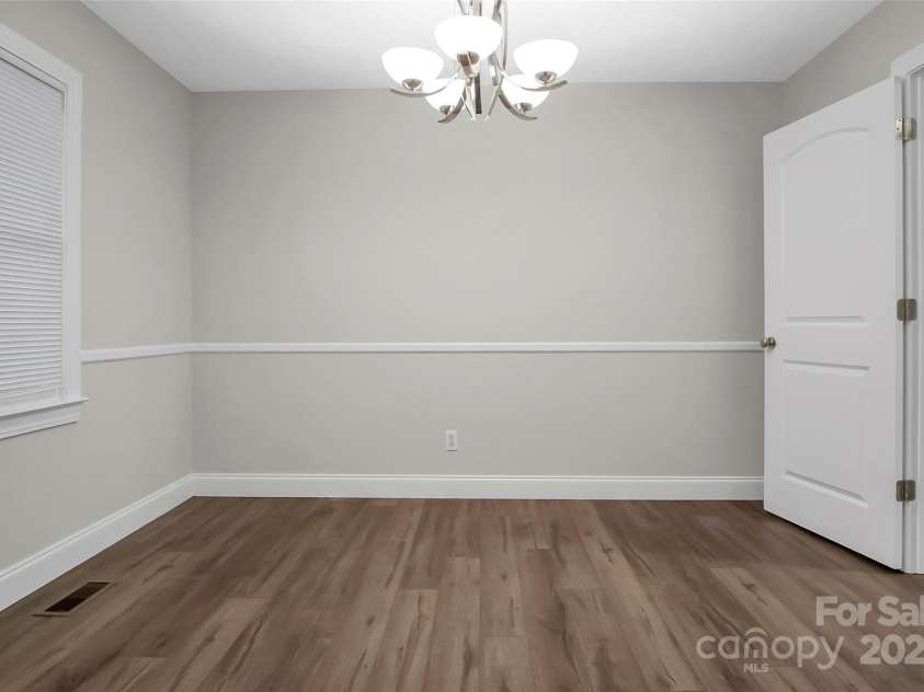 821 Cabaniss Drive, Shelby, NC 28150.  MLS# CAR4223114, YatesRealty ID 1439. 