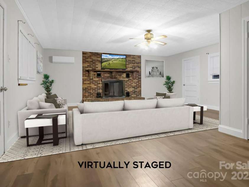 821 Cabaniss Drive, Shelby, NC 28150.  MLS# CAR4223114, YatesRealty ID 1439. 