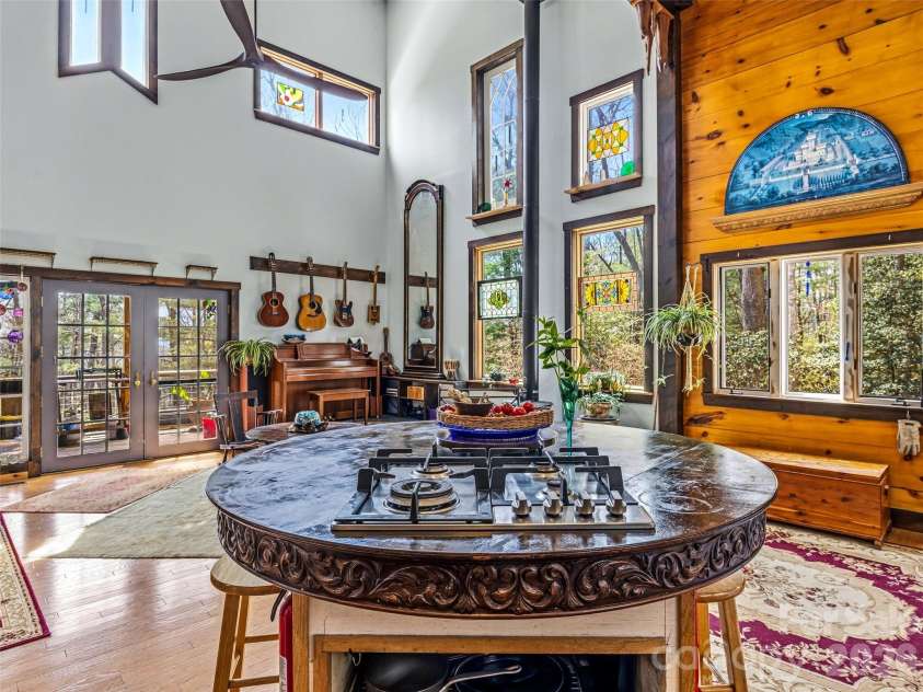 50 Dogwood Circle, Penrose, NC 28766.  MLS# CAR4368210, YatesRealty ID 14391. 
