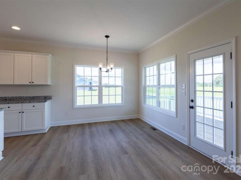 1187 Philbeck Road, York, SC 29745.  MLS# CAR4136783, YatesRealty ID 14392. Breakfast area