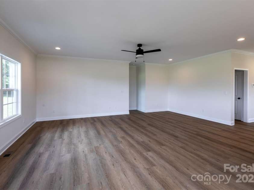 1187 Philbeck Road, York, SC 29745.  MLS# CAR4136783, YatesRealty ID 14392. Great room open to the kitchen