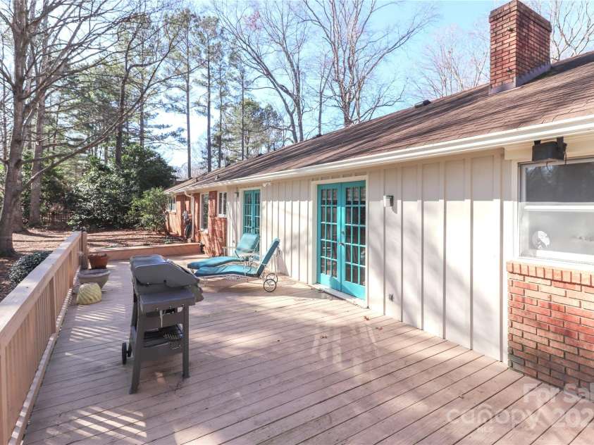 251 Gleneagles Road, Statesville, NC 28625.  MLS# CAR4275751, YatesRealty ID 14392. 