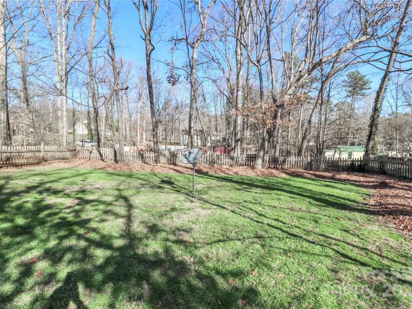 251 Gleneagles Road, Statesville, NC 28625.  MLS# CAR4275751, YatesRealty ID 14392. 
