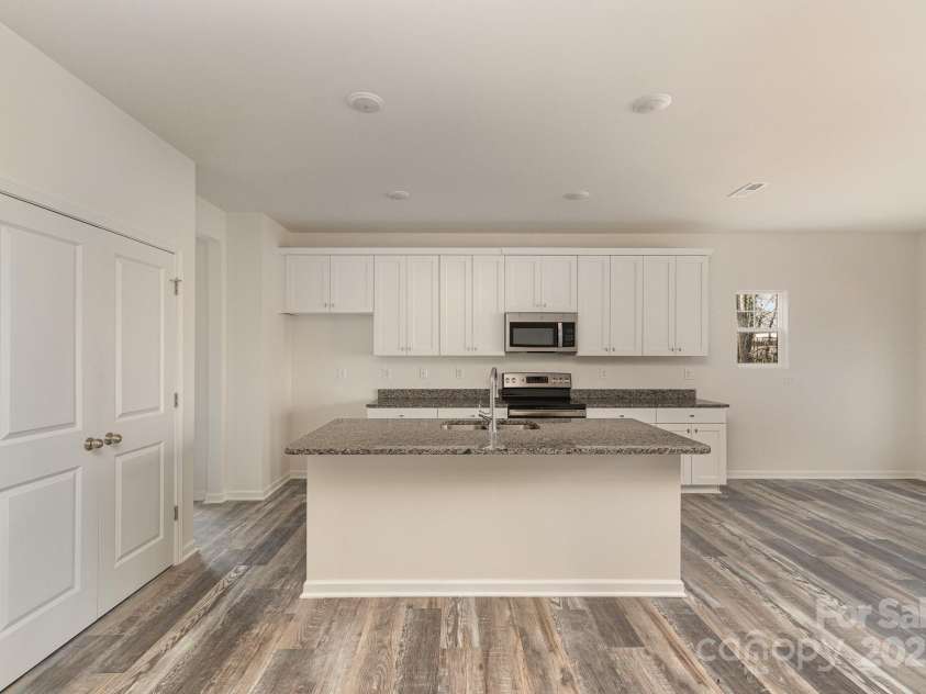 418 Wintergreen Court, Kings Mountain, NC 28086.  MLS# CAR4235242, YatesRealty ID 14396. 