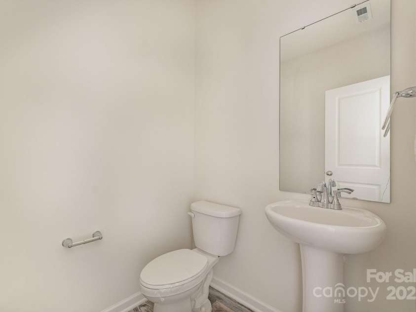 418 Wintergreen Court, Kings Mountain, NC 28086.  MLS# CAR4235242, YatesRealty ID 14396. 