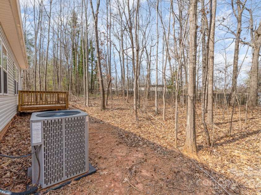 418 Wintergreen Court, Kings Mountain, NC 28086.  MLS# CAR4235242, YatesRealty ID 14396. 