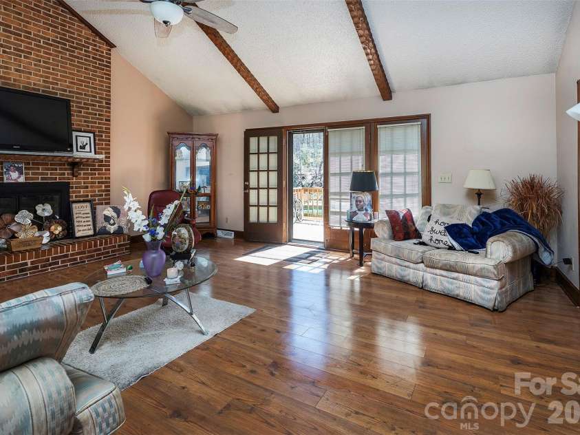 5332 Quail Ridge Drive, Mint Hill, NC 28227.  MLS# CAR4357638, YatesRealty ID 14396. 