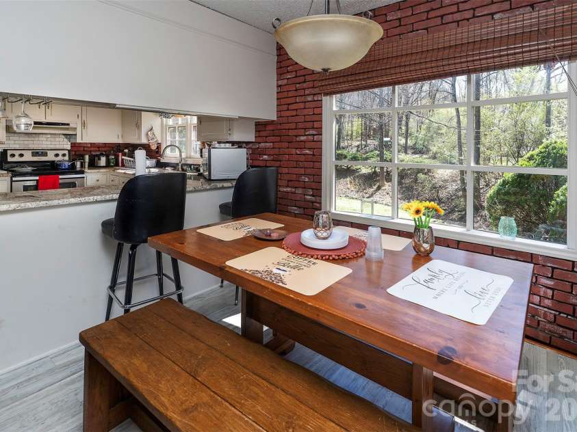 5332 Quail Ridge Drive, Mint Hill, NC 28227.  MLS# CAR4357638, YatesRealty ID 14396. 