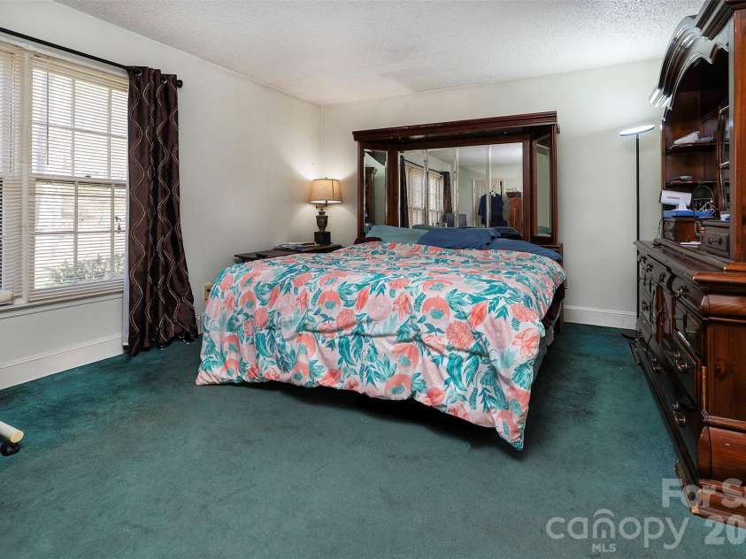 5332 Quail Ridge Drive, Mint Hill, NC 28227.  MLS# CAR4357638, YatesRealty ID 14396. 