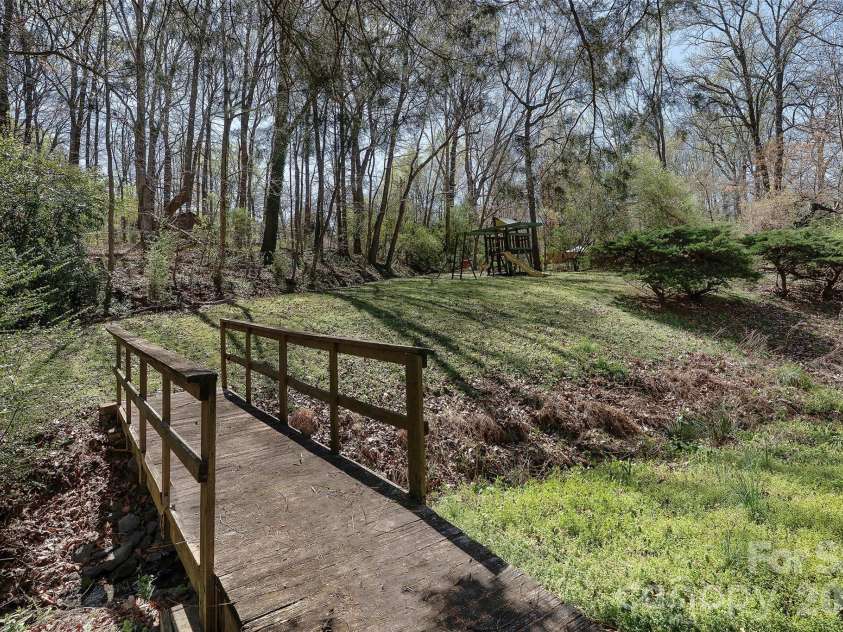 5332 Quail Ridge Drive, Mint Hill, NC 28227.  MLS# CAR4357638, YatesRealty ID 14396. 