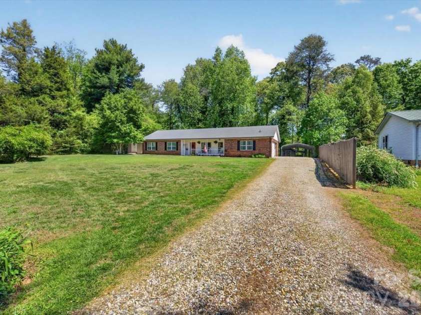 7142 Little Mountain Road, Sherrills Ford, NC 28673.  MLS# CAR4370489, YatesRealty ID 14397. 