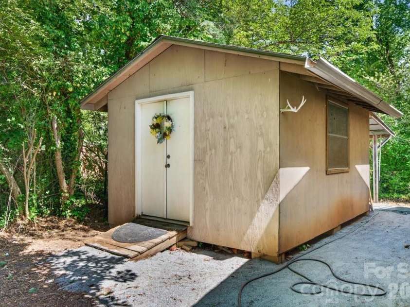 7142 Little Mountain Road, Sherrills Ford, NC 28673.  MLS# CAR4370489, YatesRealty ID 14397. 