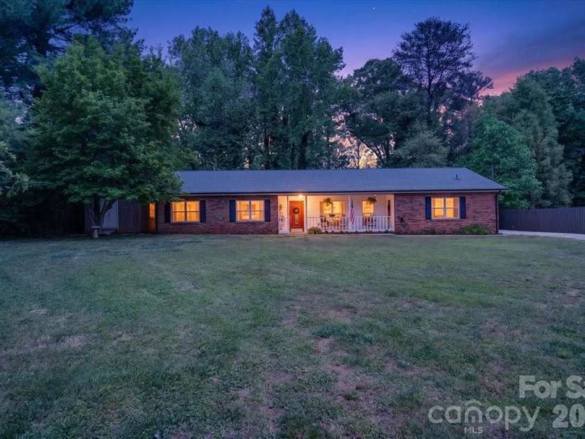 7142 Little Mountain Road, Sherrills Ford, NC 28673.  MLS# CAR4410968, YatesRealty ID 14397. 