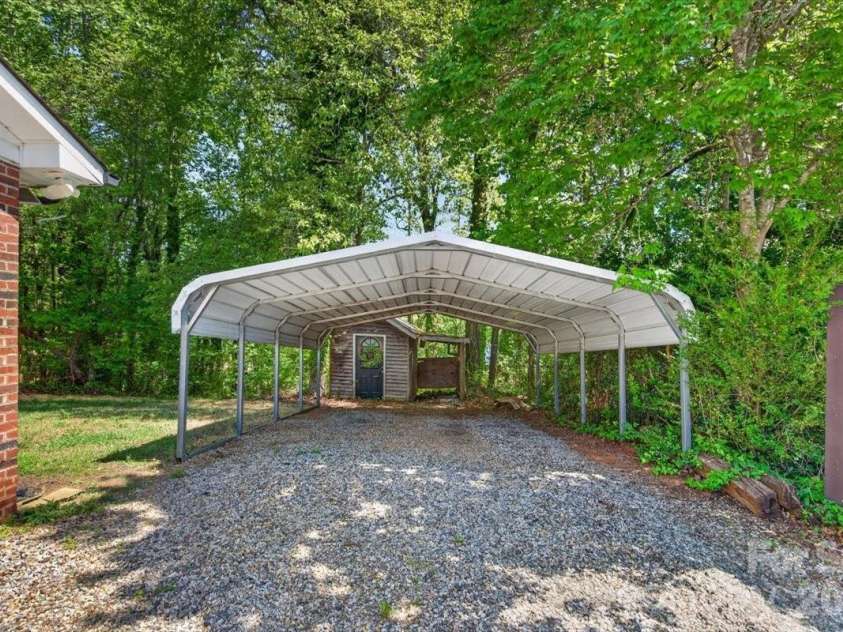 7142 Little Mountain Road, Sherrills Ford, NC 28673.  MLS# CAR4410968, YatesRealty ID 14397. 