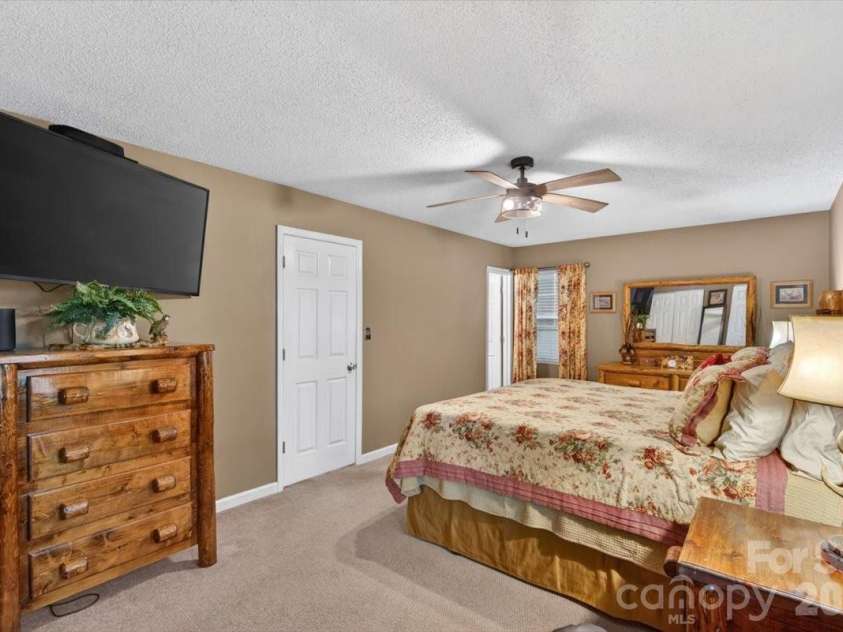 7142 Little Mountain Road, Sherrills Ford, NC 28673.  MLS# CAR4410968, YatesRealty ID 14397. 