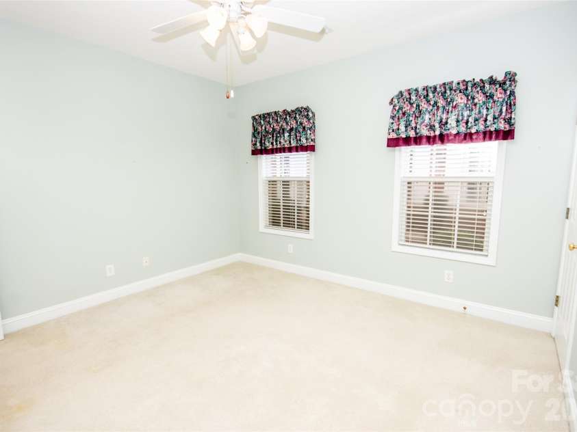 1365 Royalty Circle, Statesville, NC 28625.  MLS# CAR4355141, YatesRealty ID 14398. 