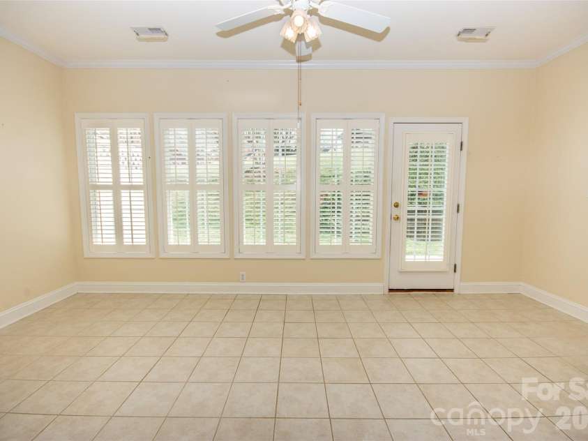 1365 Royalty Circle, Statesville, NC 28625.  MLS# CAR4355141, YatesRealty ID 14398. 