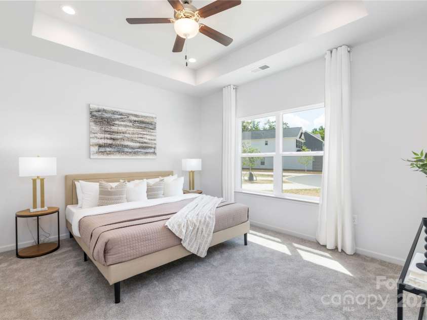 1149 Thayer Glen Court, Charlotte, NC 28213.  MLS# CAR4247486, YatesRealty ID 14399. 