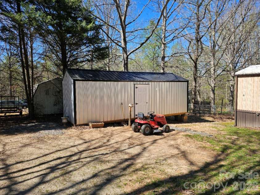 3586 Bridle Path Drive, Vale, NC 28168.  MLS# CAR4362921, YatesRealty ID 14399. 
