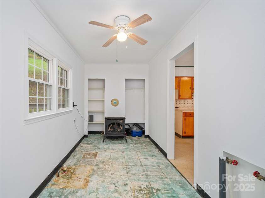 338 Sweet Creek Road, Bakersville, NC 28705.  MLS# CAR4310694, YatesRealty ID 144. 