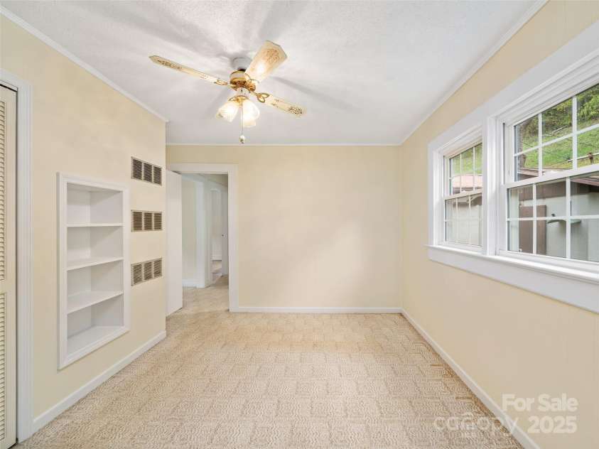 338 Sweet Creek Road, Bakersville, NC 28705.  MLS# CAR4310694, YatesRealty ID 144. 