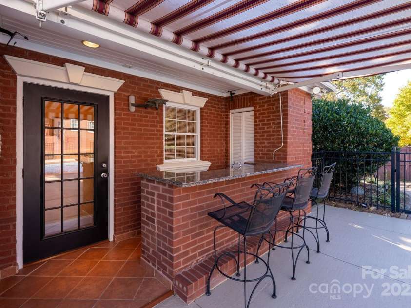 137 Clearcreek Drive, Boiling Springs, SC 29316.  MLS# CAR4322512, YatesRealty ID 1440. 