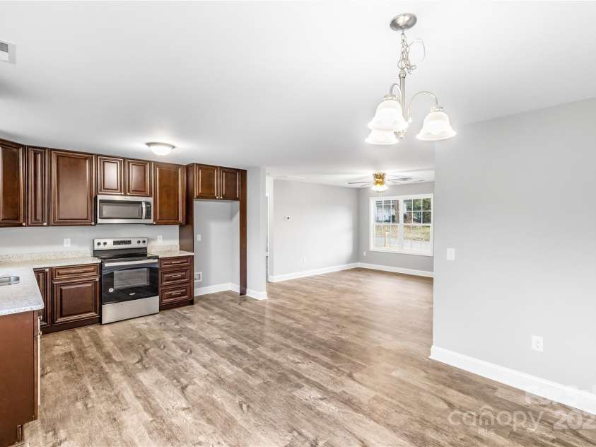 413 Peach Street, Kannapolis, NC 28083.  MLS# CAR4217605, YatesRealty ID 1440. 