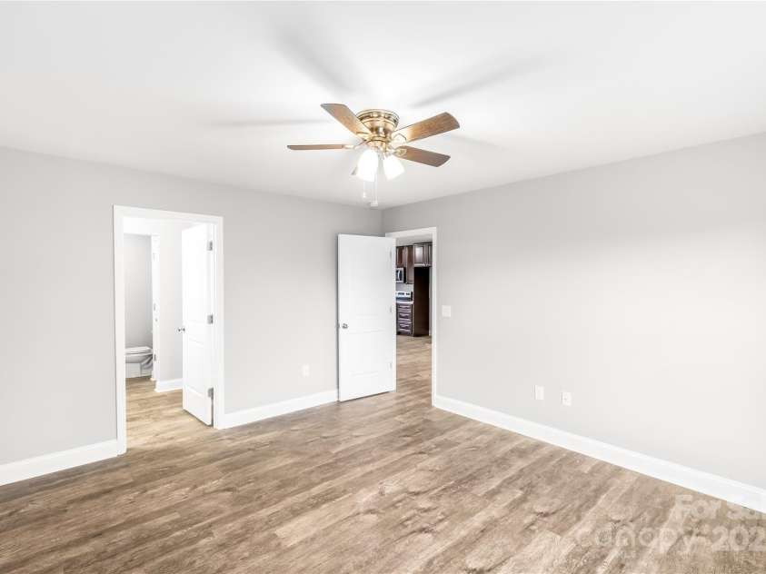 413 Peach Street, Kannapolis, NC 28083.  MLS# CAR4217605, YatesRealty ID 1440. 