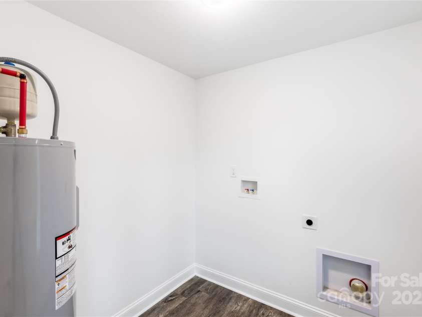 413 Peach Street, Kannapolis, NC 28083.  MLS# CAR4217605, YatesRealty ID 1440. 