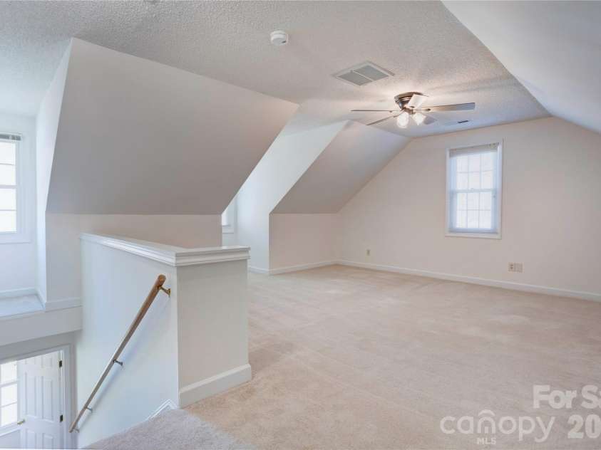 584 Sandringham Place, Concord, NC 28025.  MLS# CAR4359085, YatesRealty ID 14401. 3rd Floor Bonus Space