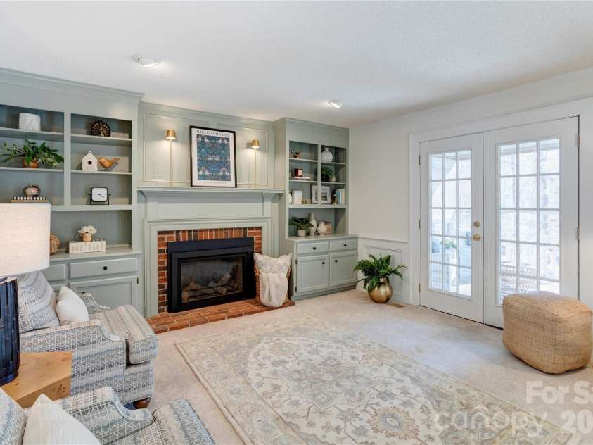 584 Sandringham Place, Concord, NC 28025.  MLS# CAR4359085, YatesRealty ID 14401. Beautiful built ins w/FP