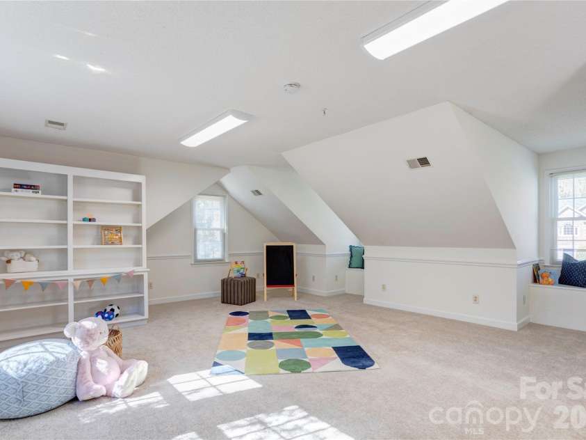 584 Sandringham Place, Concord, NC 28025.  MLS# CAR4359085, YatesRealty ID 14401. Bonus/Opt 4th Bed - Upstairs