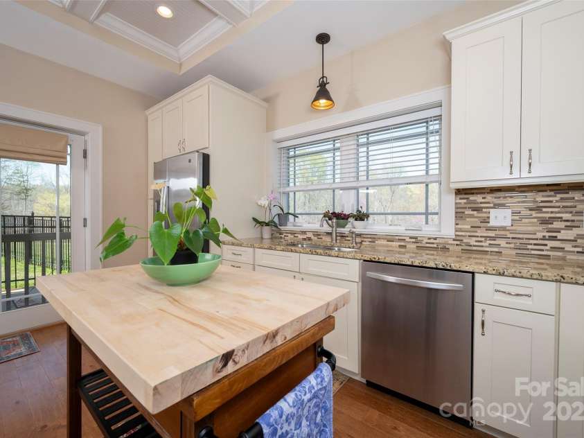 153 Finn Hollow Lane, Advance, NC 27006.  MLS# CAR4241337, YatesRealty ID 14402. Basement Apartment has a private entrance