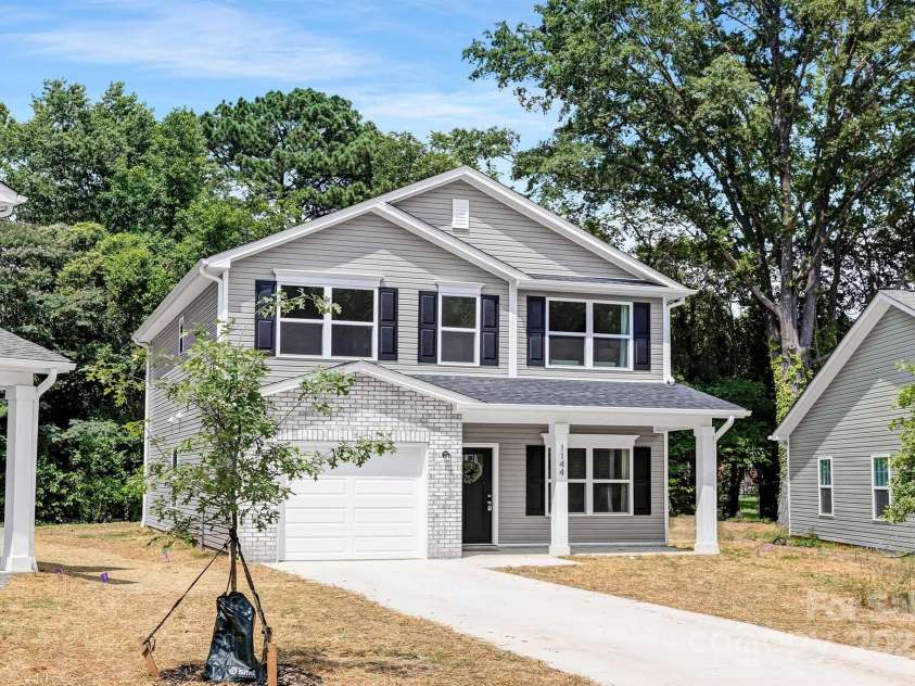1144 Thayer Glen Court, Charlotte, NC 28213.  MLS# CAR4247488, YatesRealty ID 14403. 