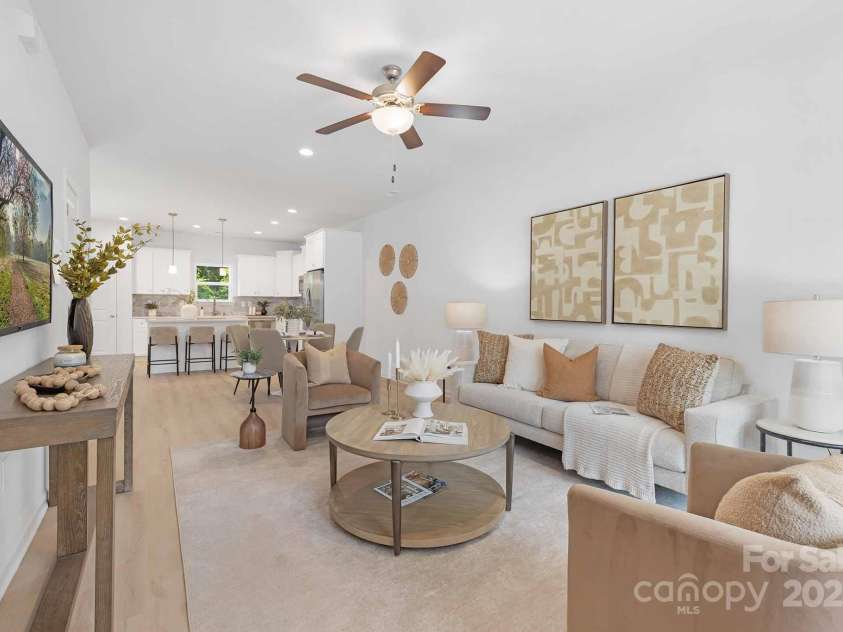 1144 Thayer Glen Court, Charlotte, NC 28213.  MLS# CAR4247488, YatesRealty ID 14403. 