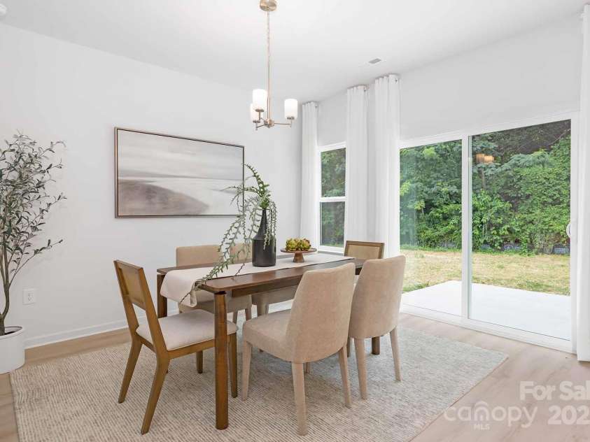 1144 Thayer Glen Court, Charlotte, NC 28213.  MLS# CAR4247488, YatesRealty ID 14403. 