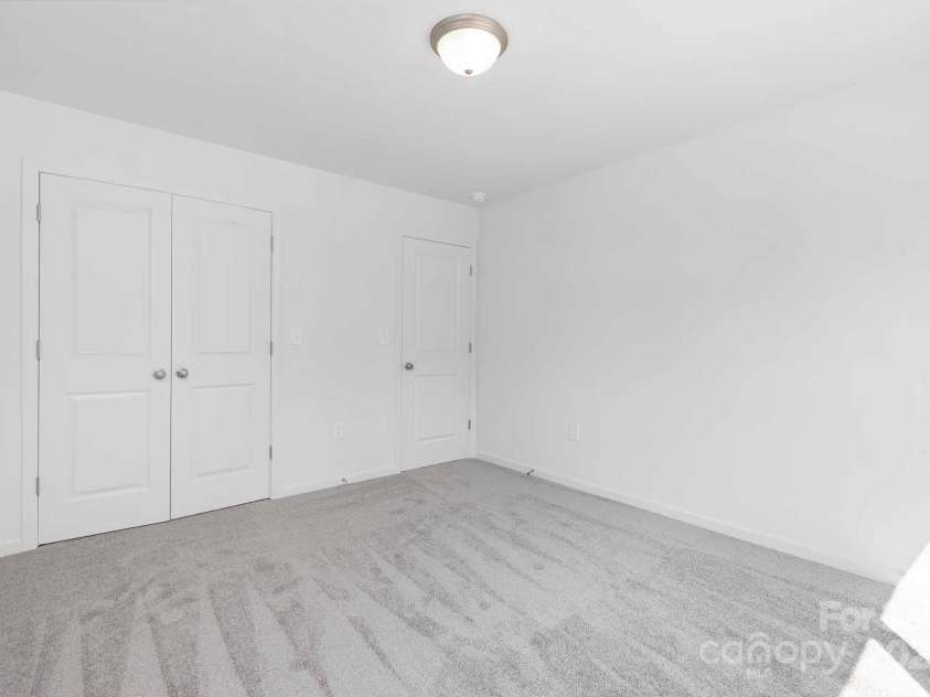 1144 Thayer Glen Court, Charlotte, NC 28213.  MLS# CAR4247488, YatesRealty ID 14403. 