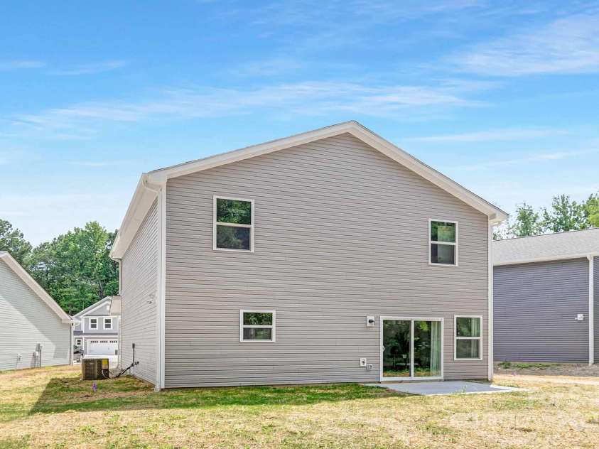1144 Thayer Glen Court, Charlotte, NC 28213.  MLS# CAR4247488, YatesRealty ID 14403. 