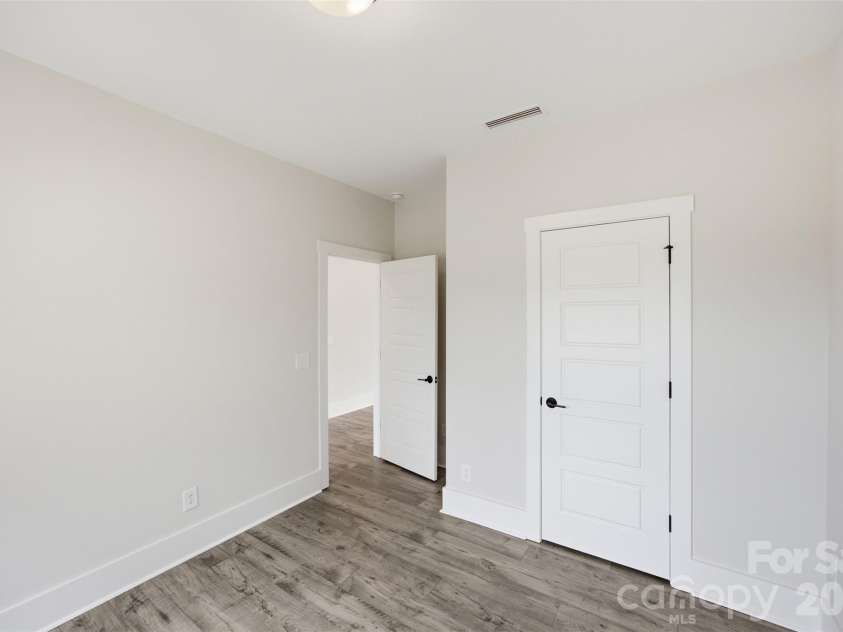 21216 Sanctuary Drive, Lancaster, SC 29720.  MLS# CAR4404469, YatesRealty ID 14406. 