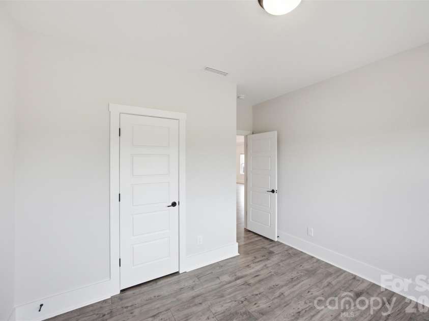 21216 Sanctuary Drive, Lancaster, SC 29720.  MLS# CAR4404469, YatesRealty ID 14406. 