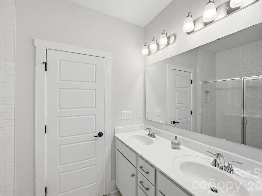 21216 Sanctuary Drive, Lancaster, SC 29720.  MLS# CAR4404469, YatesRealty ID 14406. 