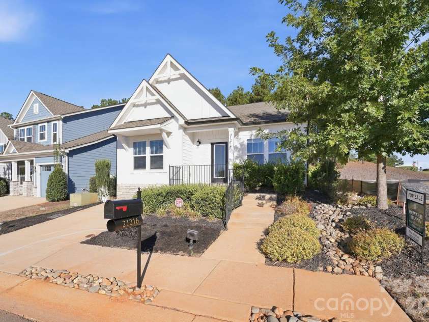 21216 Sanctuary Drive, Lancaster, SC 29720.  MLS# CAR4430850, YatesRealty ID 14406. 