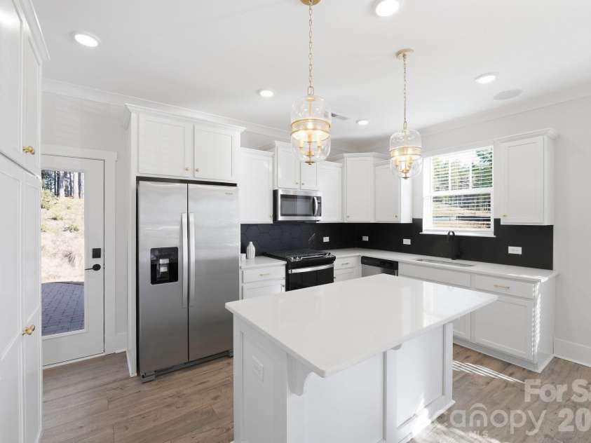 21216 Sanctuary Drive, Lancaster, SC 29720.  MLS# CAR4430850, YatesRealty ID 14406. 