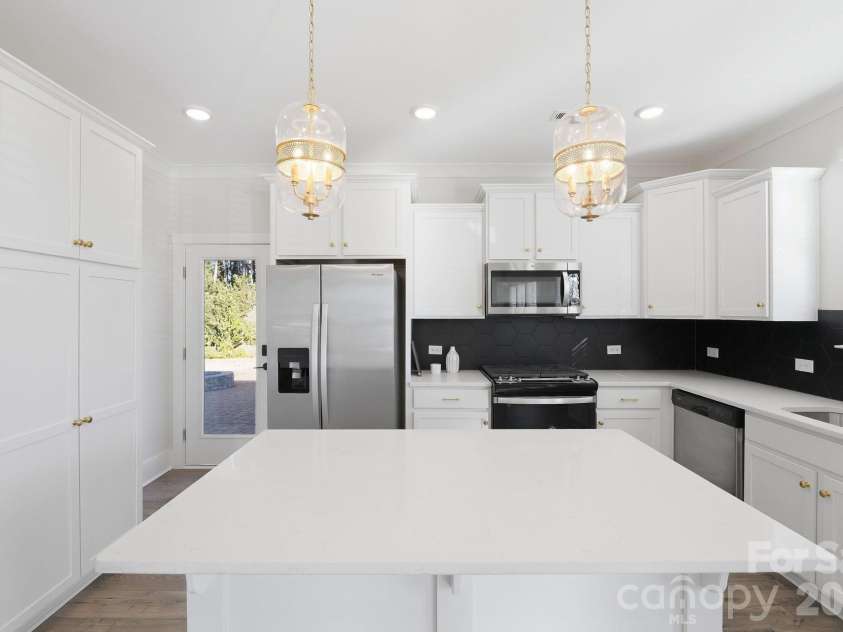 21216 Sanctuary Drive, Lancaster, SC 29720.  MLS# CAR4430850, YatesRealty ID 14406. 