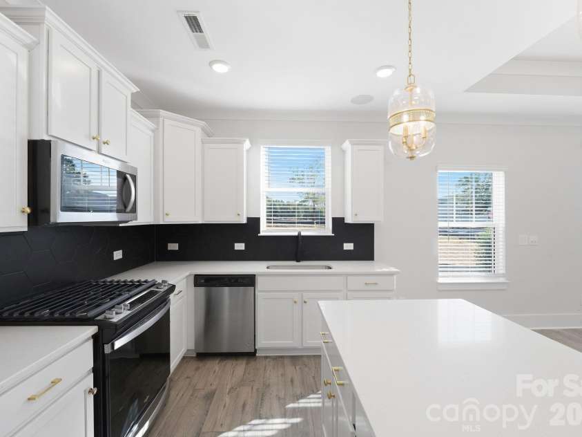 21216 Sanctuary Drive, Lancaster, SC 29720.  MLS# CAR4430850, YatesRealty ID 14406. 