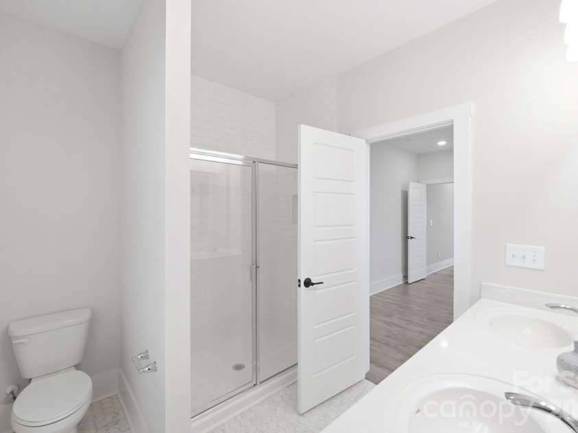 21216 Sanctuary Drive, Lancaster, SC 29720.  MLS# CAR4430850, YatesRealty ID 14406. 