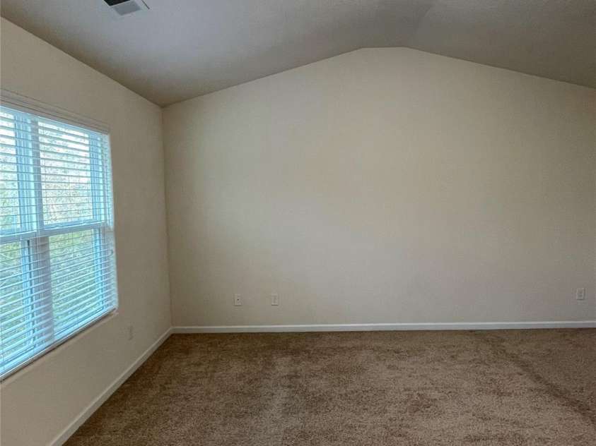 4721 Opus Lane, Charlotte, NC 28214.  MLS# CAR4352288, YatesRealty ID 14408. Main Bedroom