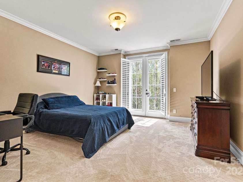 7509 Webbs Chapel Cove Court, Denver, NC 28037.  MLS# CAR4234853, YatesRealty ID 14408. Bedroom with adjoining full bathroom